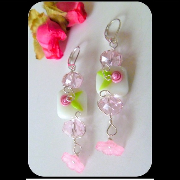 Wire wrapped lamp work beaded earrings - Picture 1 of 2